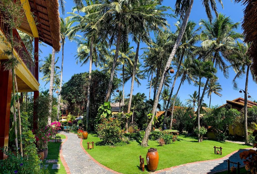 Bamboo Village Beach Resort & Spa