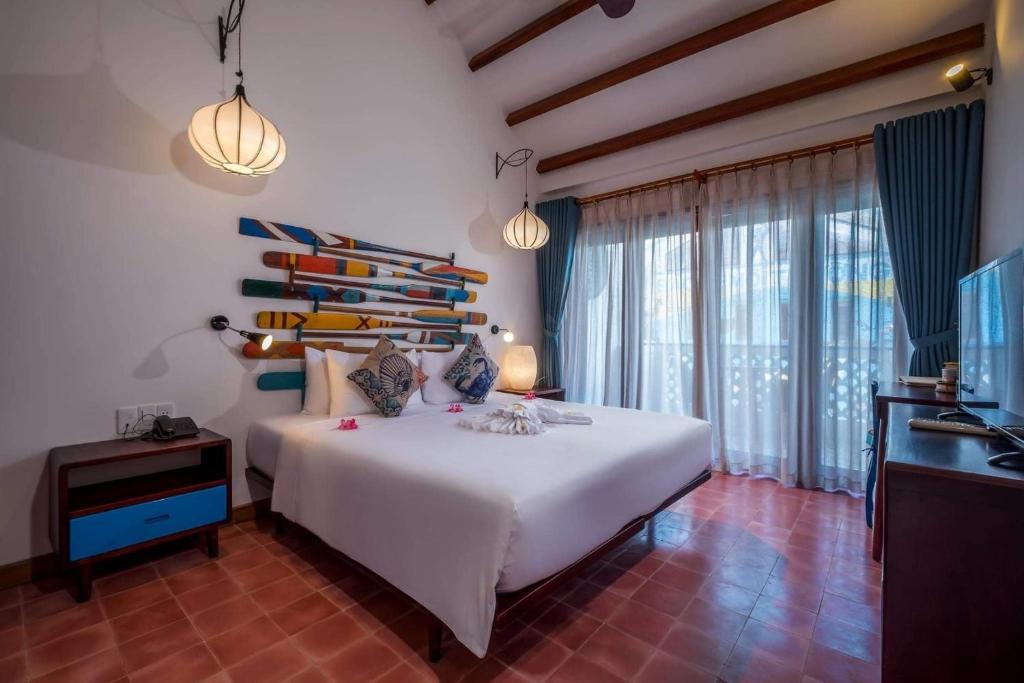 beachside boutique hoi an