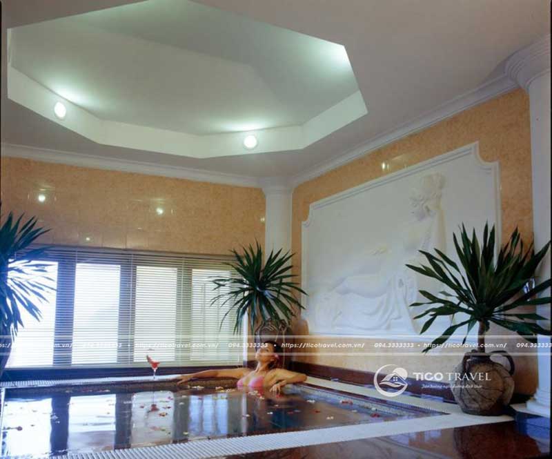 Câu lạc bộ Sundro tại Cát Bà Sunrise Resort