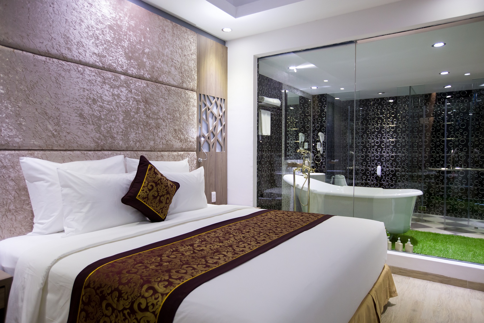 golden peak resort & spa