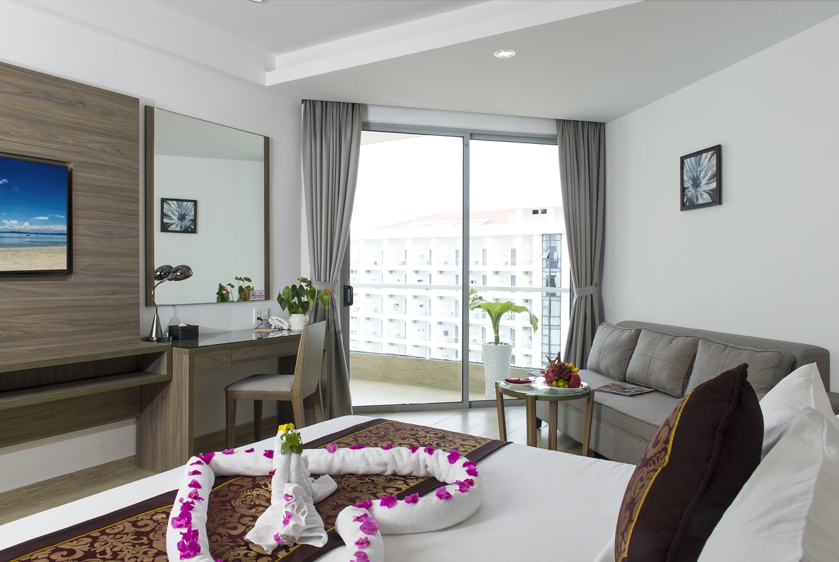 golden peak resort & spa