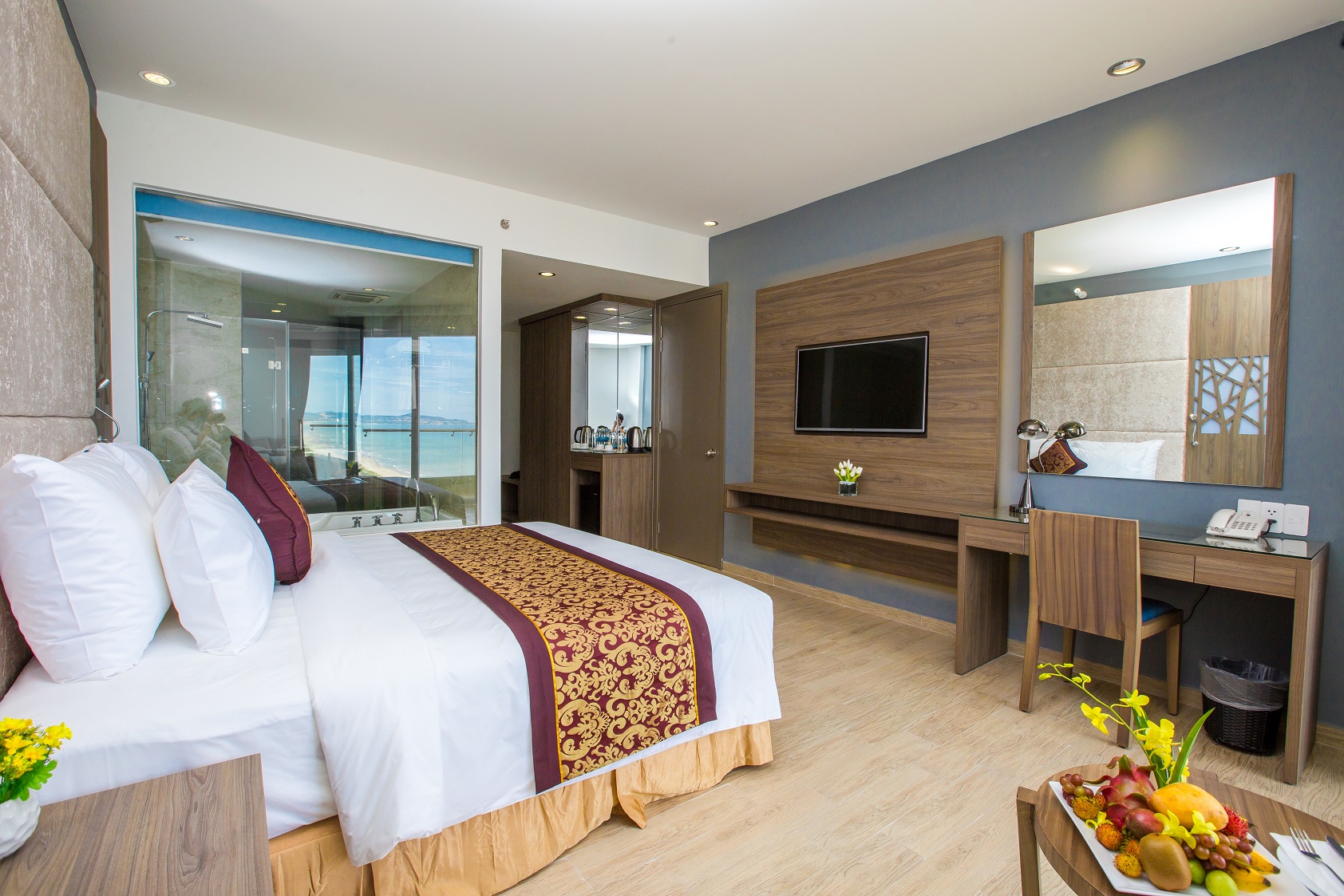 golden peak resort & spa