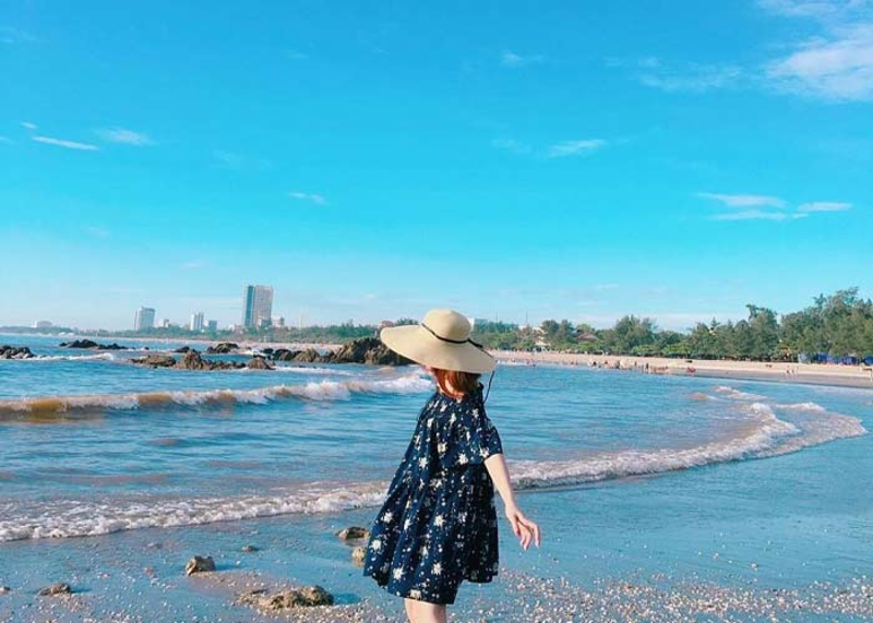 Mường Thanh Cửa Lò nằm tại khu vực ven biển Cửa Lò-Nghệ An, sở hữu phong cách kiến trúc sang trọng, hiện đại, cung cấp các tiện nghi đa dạng và chuyên nghiệp.
