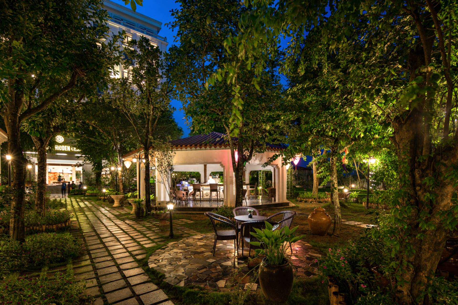 Review chi tiết Ninh Bình Hidden Charm Hotel & Resort