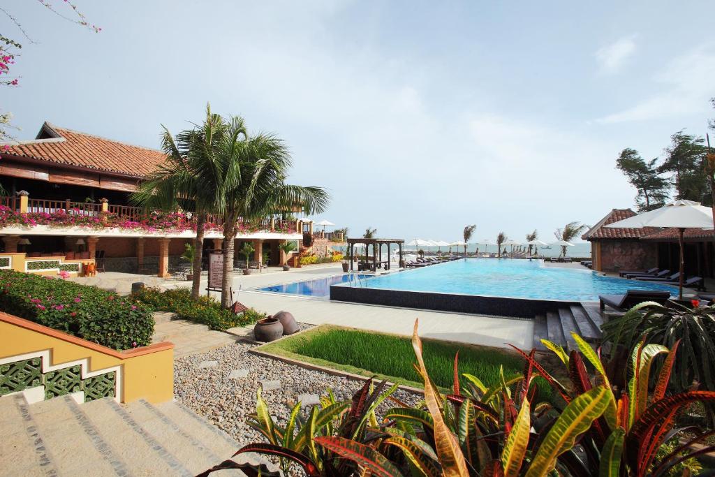 Poshanu Resort 
