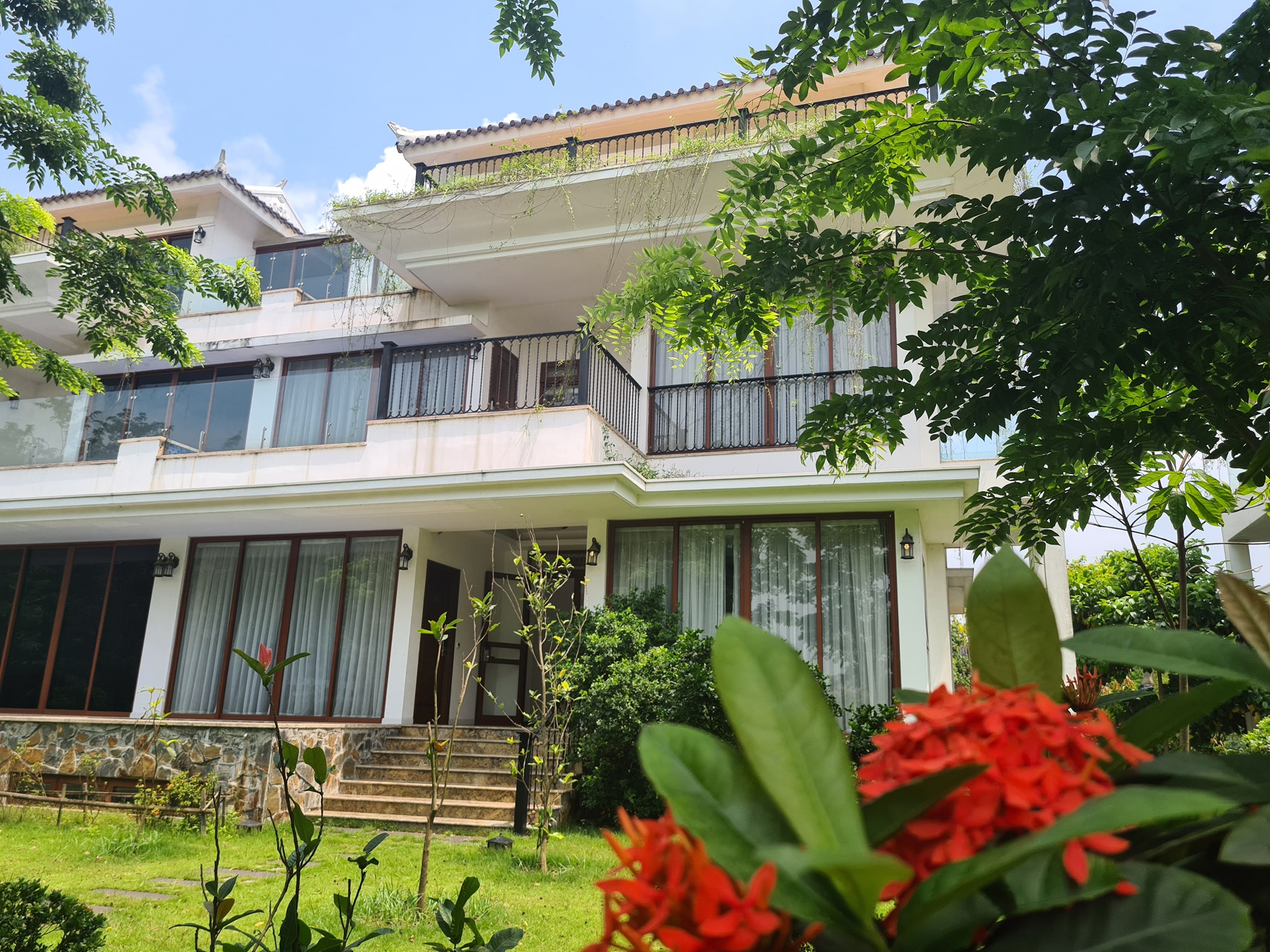 Westlake Hotel & Resort Vinh Phuc