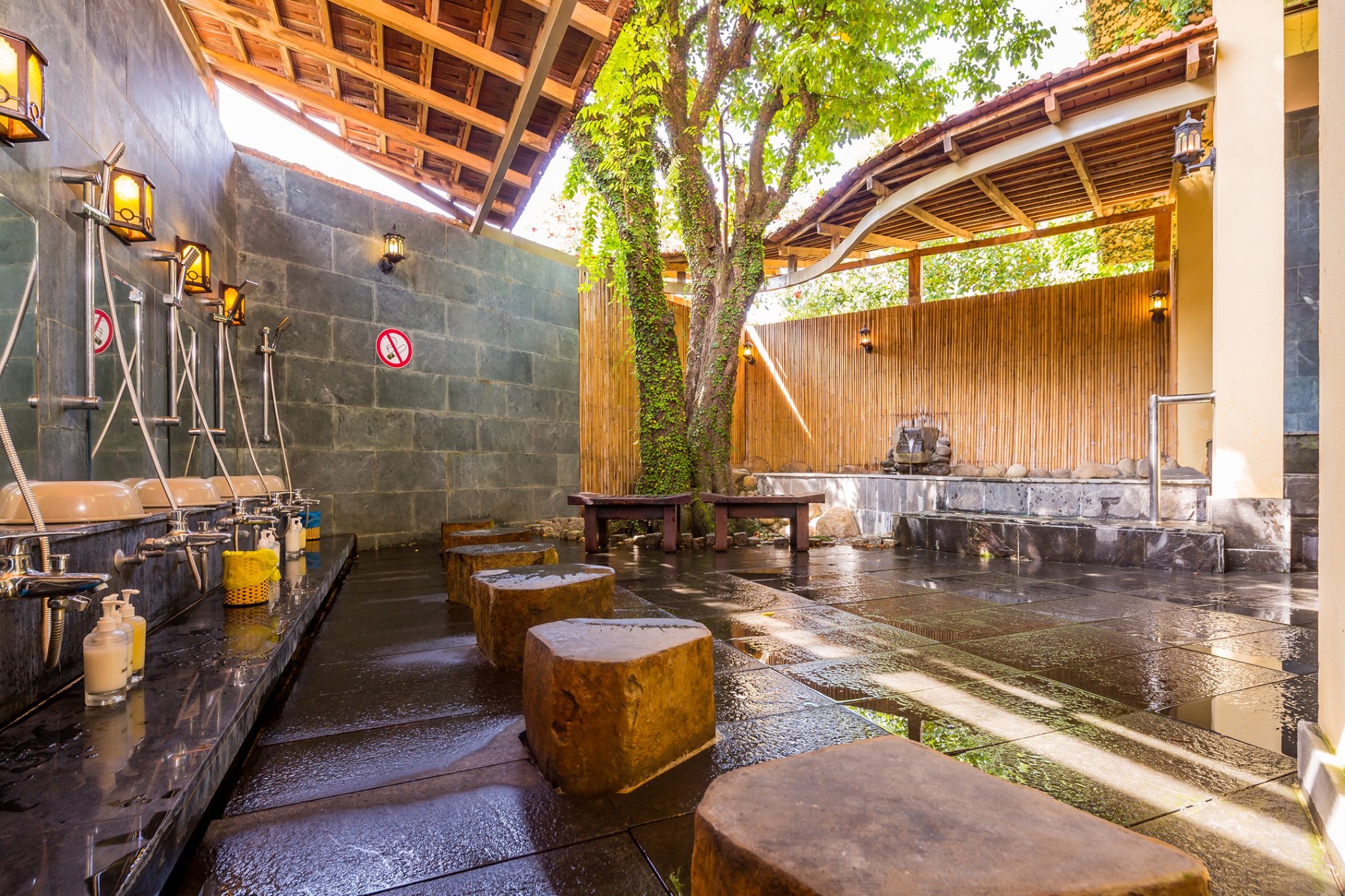the blossom resort Da Nang-1