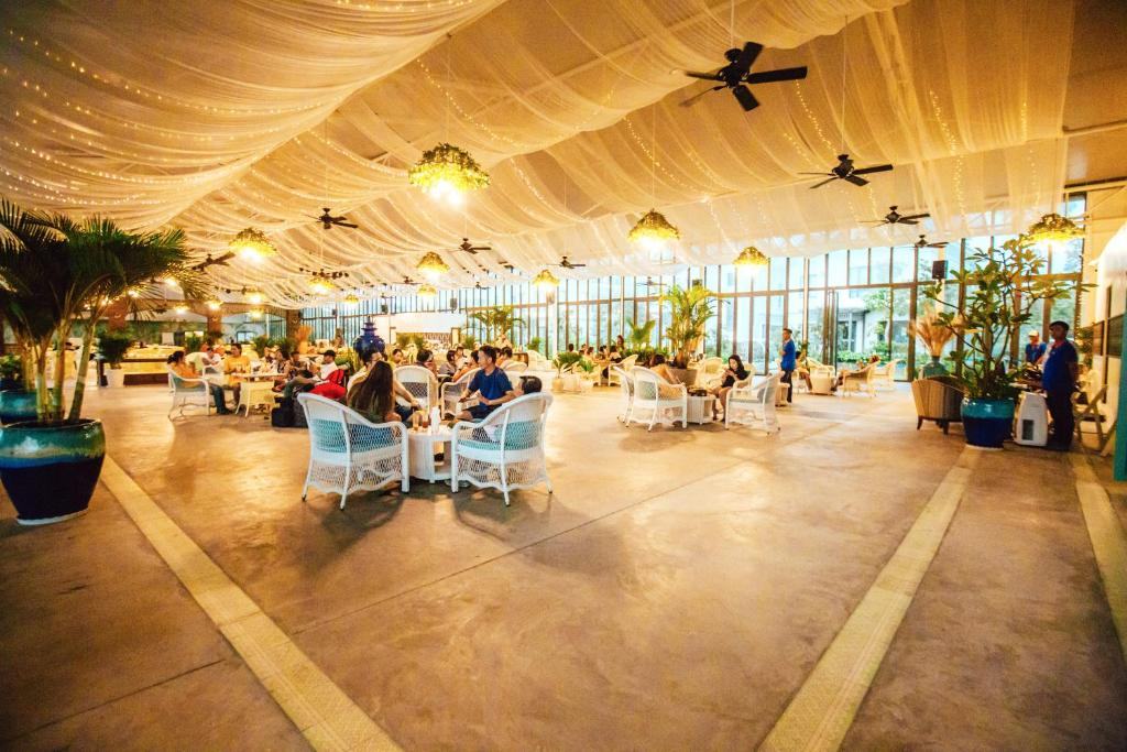 sunset-sanato-resort-villas-sunset-restaurant