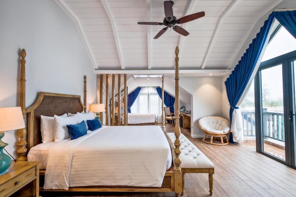 sunset-sanato-resort-villas-triple-suite-room
