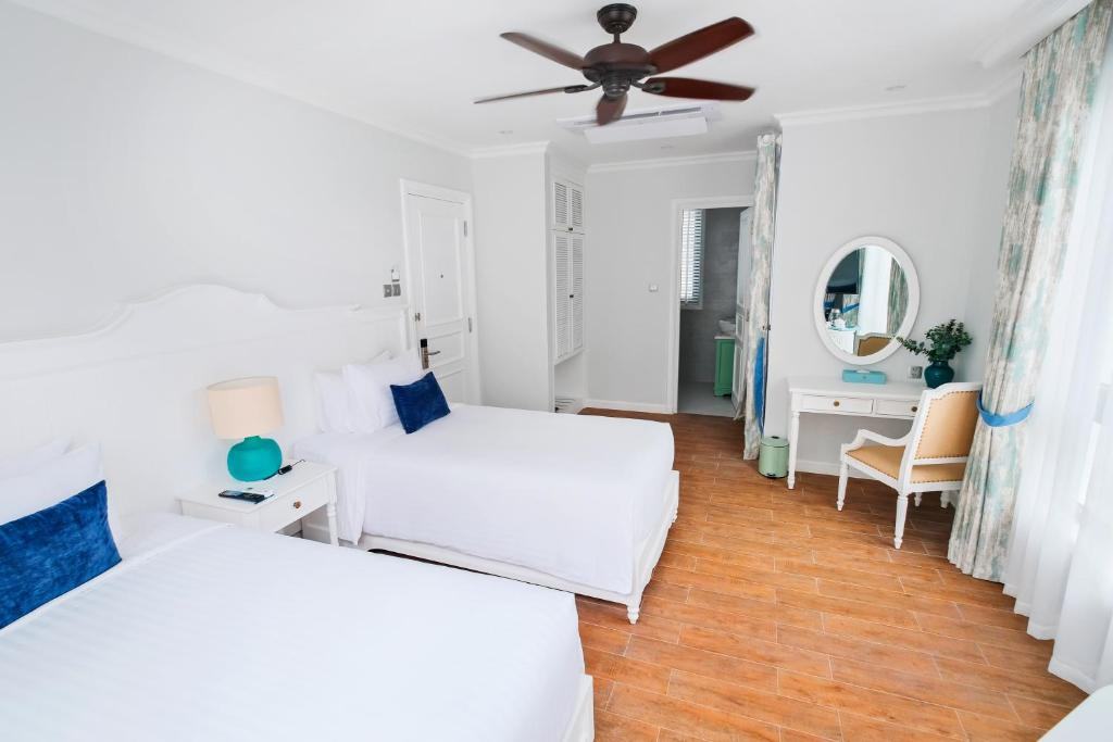 sunset-sanato-resort-villas-sunset-seasand