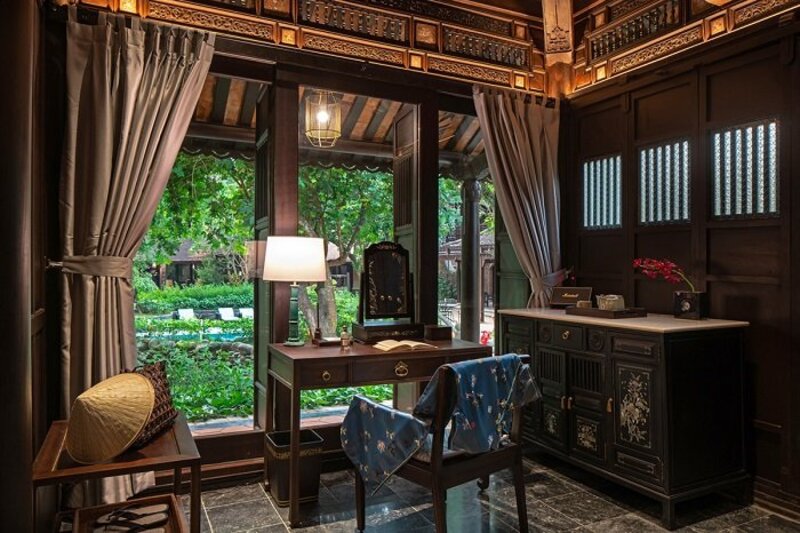 Review Ancient Hue Garden House - Giao thoa hoà quyện nét Huế cổ