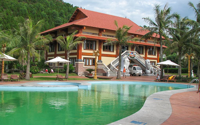 Toạ lạc tại vùng biển Cửa Lò đầy nắng và gió, Bãi Lữ Resort là khu du lịch sinh thái cao cấp đầu tiên tại tỉnh Nghệ An.