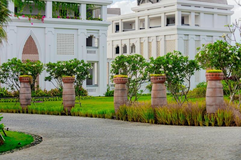Mũi Né Bay Resort - Nàng tiên xanh giữa đại ngàn cát trắng