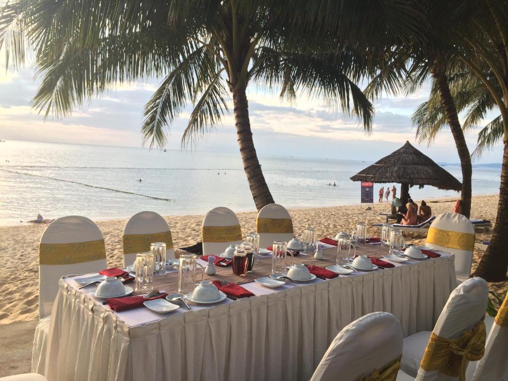 Lạc vào thiên đường biển khơi tại Hawaii Resort Phú Quốc
