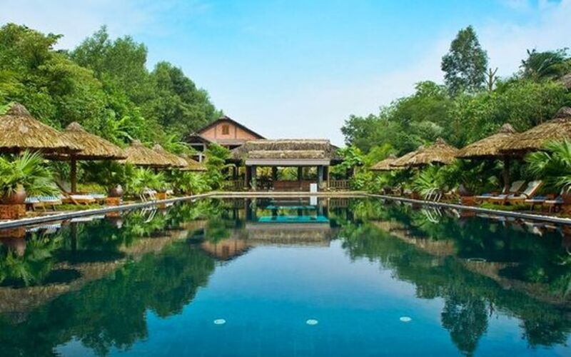 Được gọi với cái tên “Làng Hành Hương Huế”, Pilgrimage Village Huế Boutique Resort & Spa là sự kết hợp hoàn hảo giữa phong cách hiện đại và truyền thống.