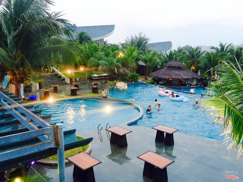 Hồ bơi tại Sandunes Beach Resort and Spa