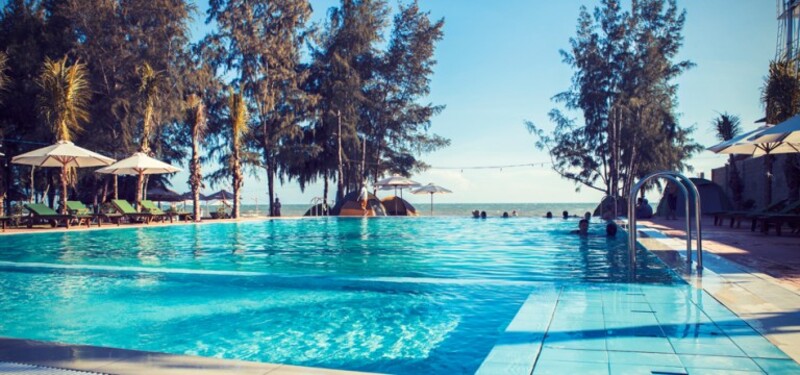 cam bình resort