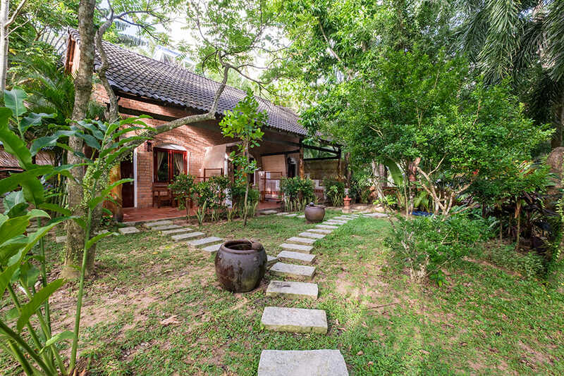 Coco Palm Beach Resort & Spa - Nàng tiên xanh ven biển Phú Quốc