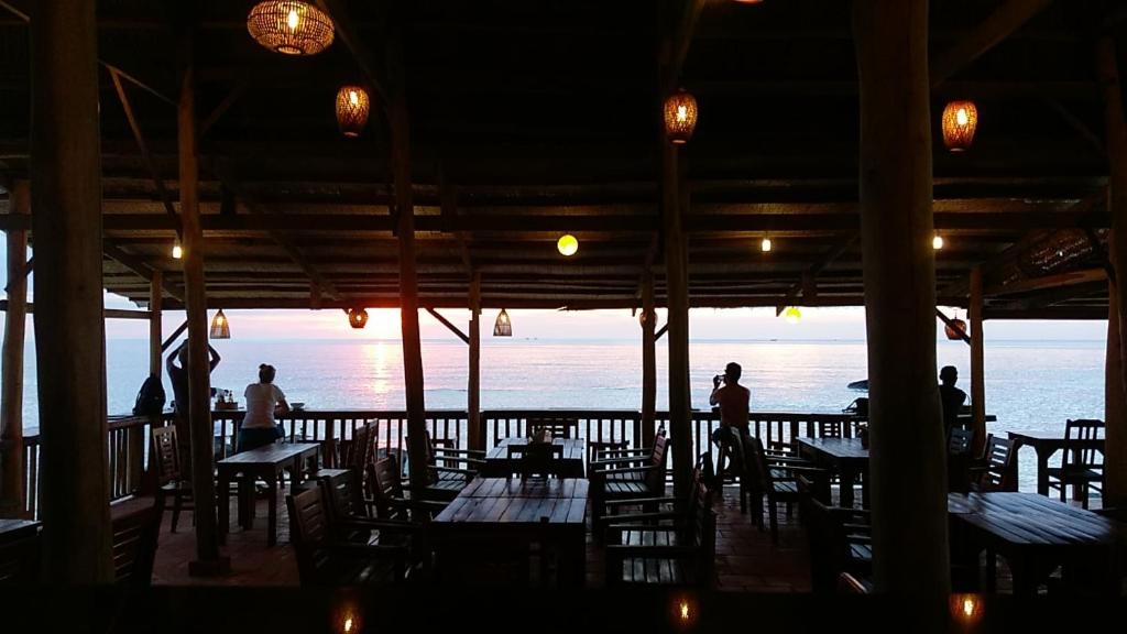 resort free beach phú quốc