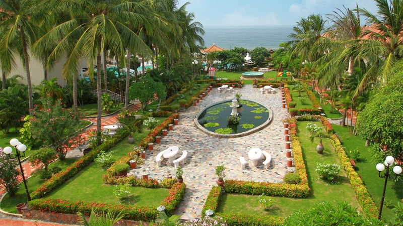 Swiss Village Resort & Spa - Làng Thụy Sĩ ven biển Mũi Né