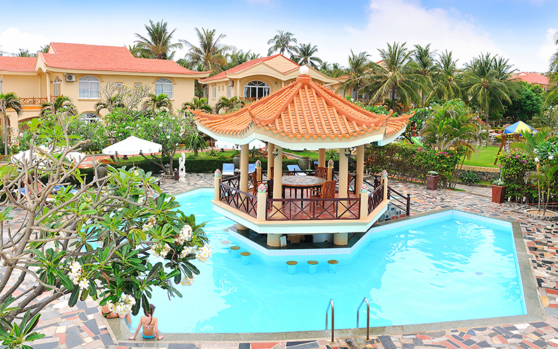 Swiss Village Resort & Spa - Làng Thụy Sĩ ven biển Mũi Né