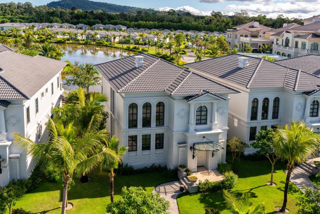 Vinpearl Discovery Wonderworld Phú Quốc - Khu nghỉ dưỡng ven biển đẳng cấp 5 sao