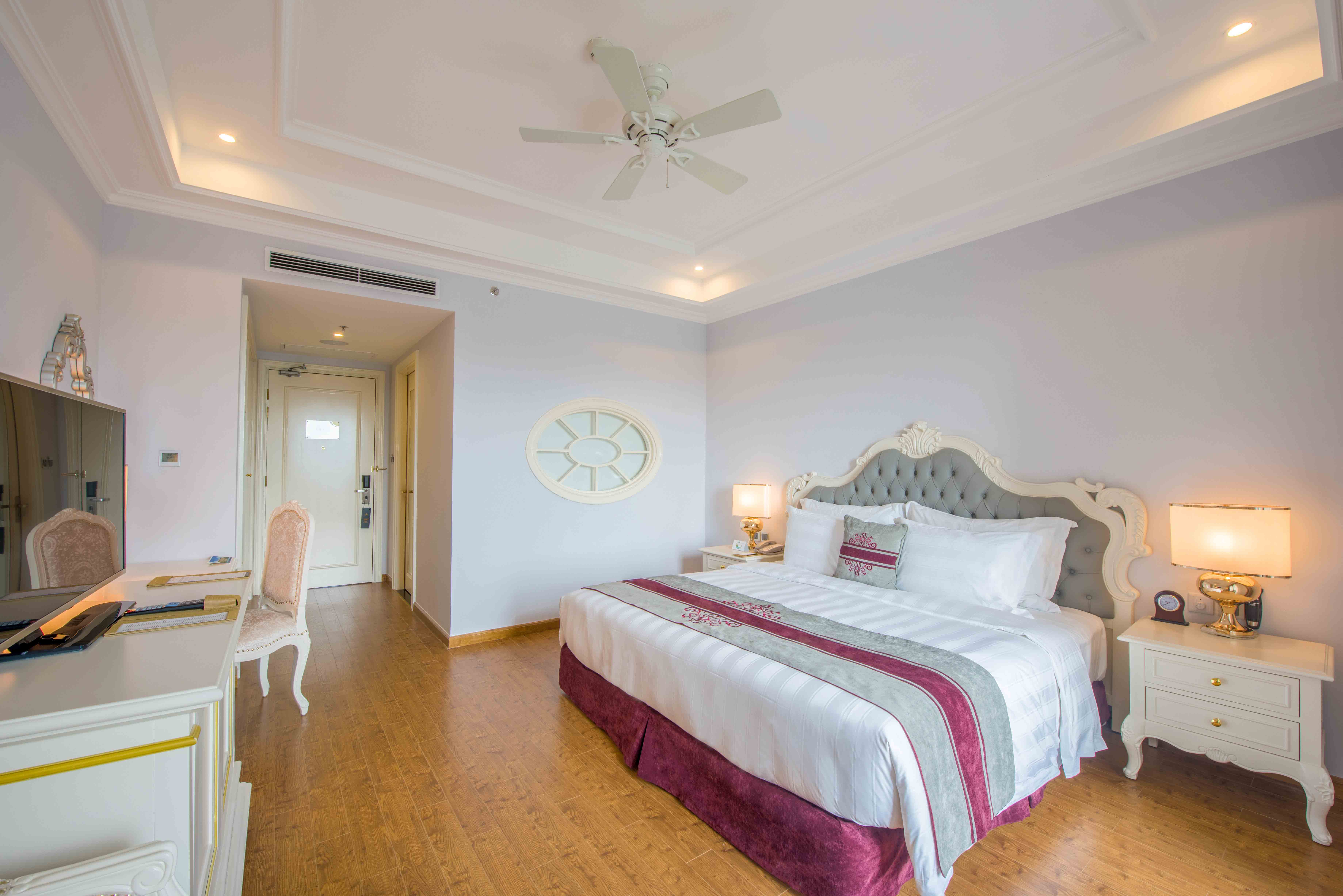 giường đôi tại Sheraton Phú Quốc Long Beach Resort