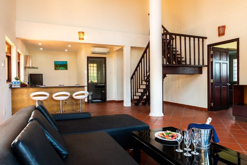 White Sand Resort - Tận hưởng kỳ nghỉ bên biển xanh và cát trắng