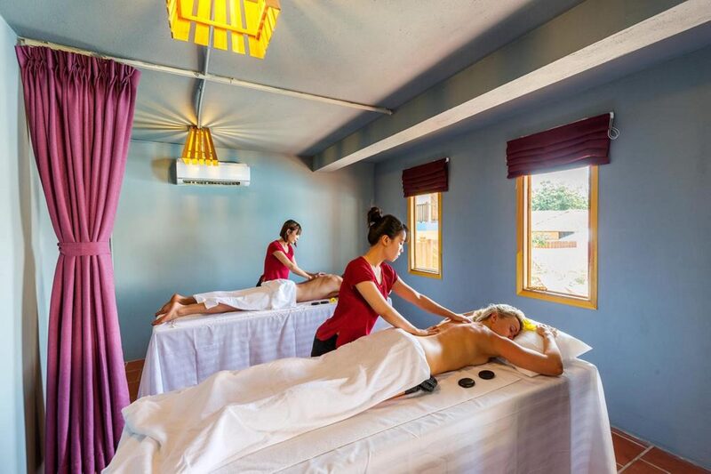 Daisy Village Resort & Spa - Ngôi làng Xì Trum nhiều sắc màu tại Phú Quốc