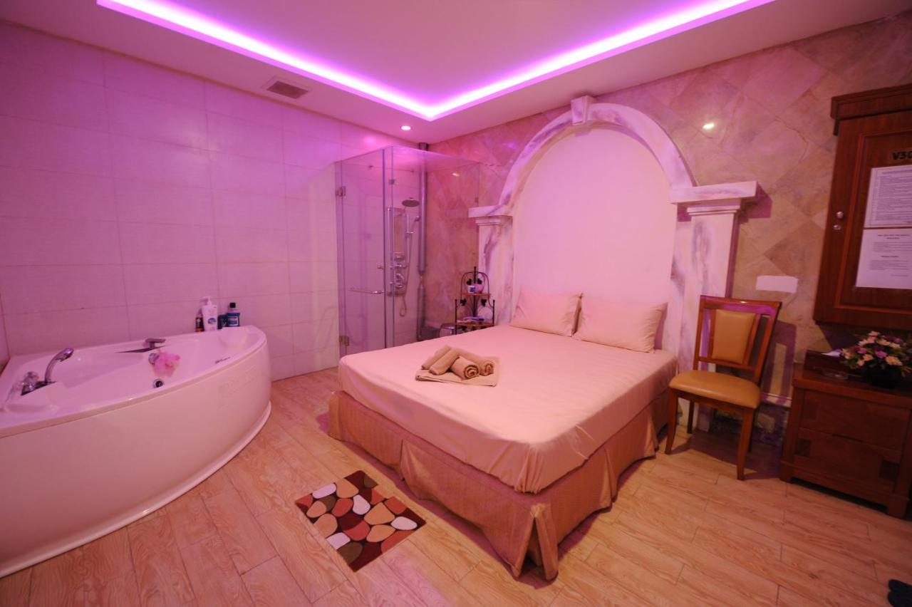 a25 hotel gần đây