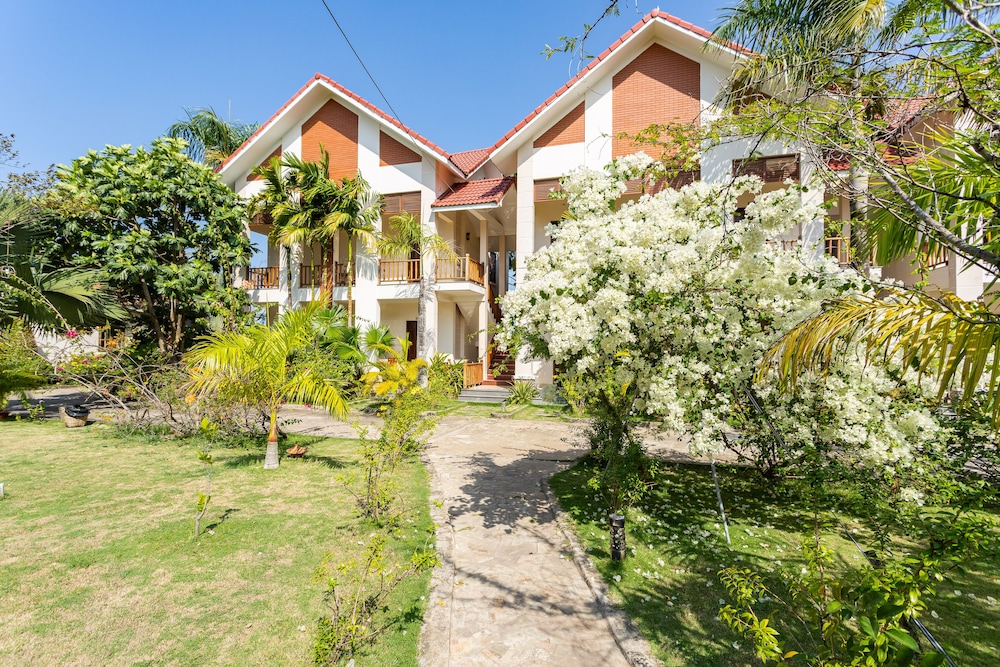 Bạch Dương Resort - Thiên đường giữa lòng đại dương