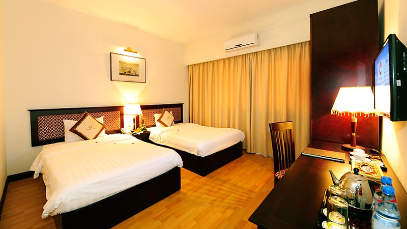 Century Riverside Huế