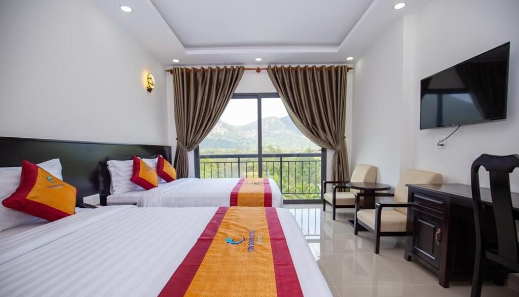 Con Son Blue Sea Hotel - Khách sạn 3 sao gần biển
