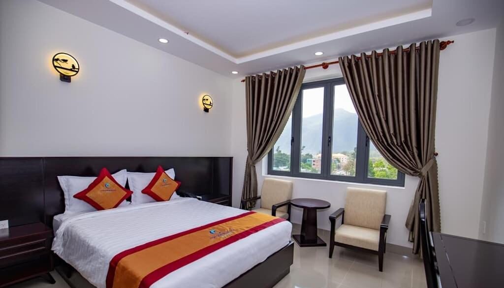 Con Son Blue Sea Hotel - Khách sạn 3 sao gần biển