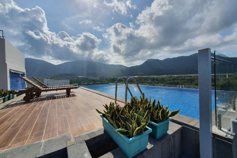 Hồ bơi của Côn Sơn Blue Sea Hotel