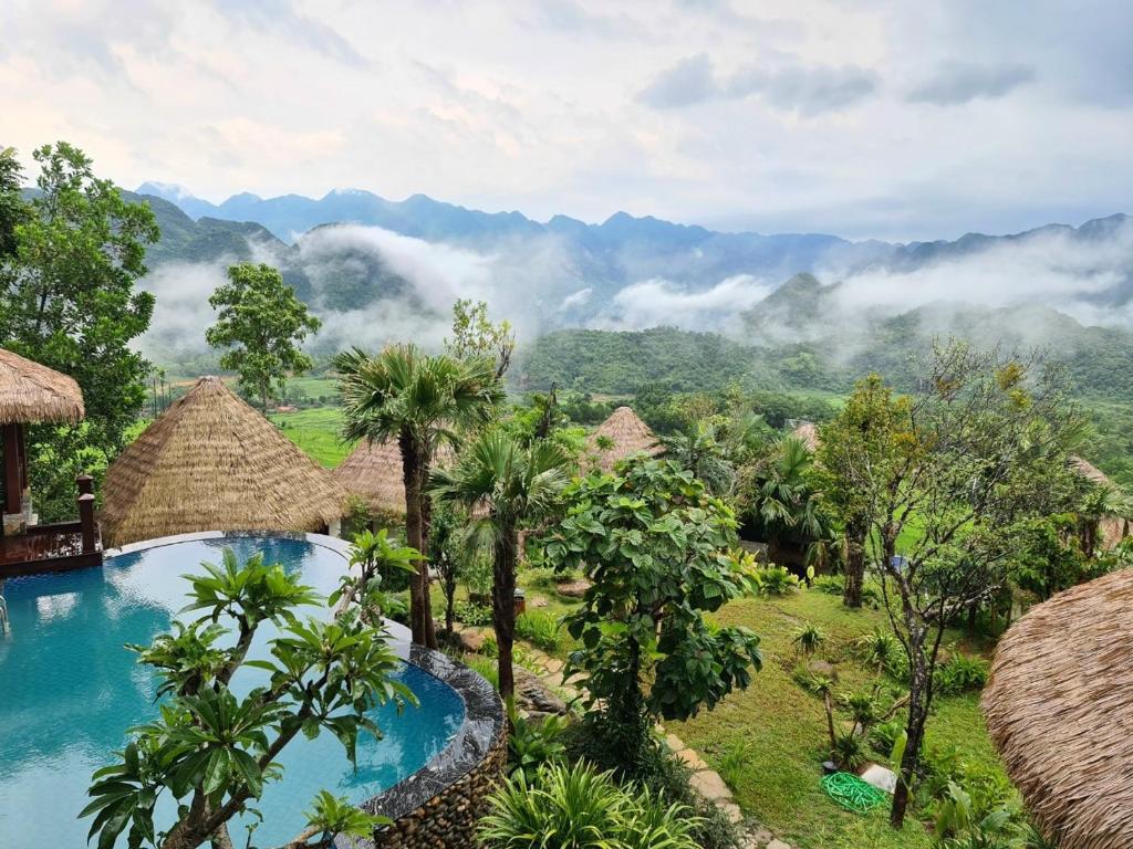 Ebino Pù Luông Resort - Bông hoa xinh giữa lòng thung lũng
