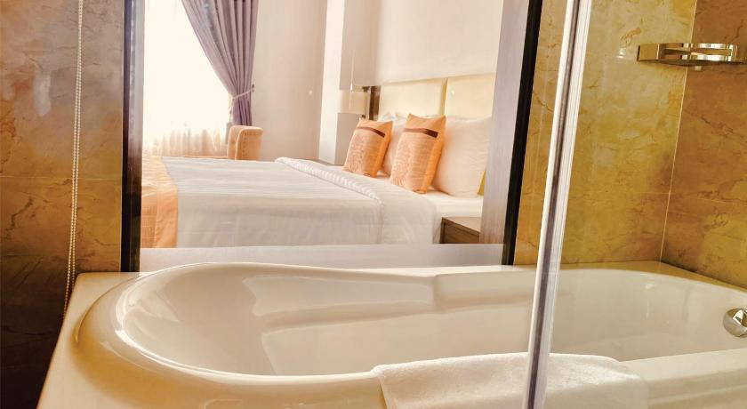Phòng Deluxe Elizabeth Hotel Bình Dương