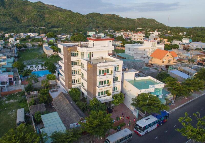 Gold Stars Hotel Long Hải - Chốn dừng chân yên bình