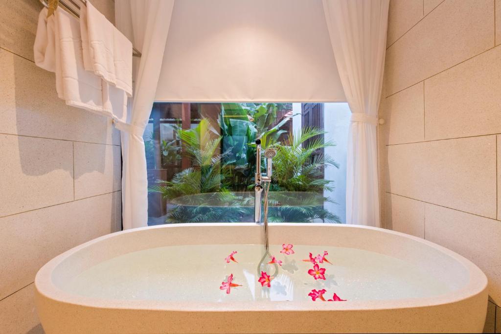 hoi an ancient house resort & spa