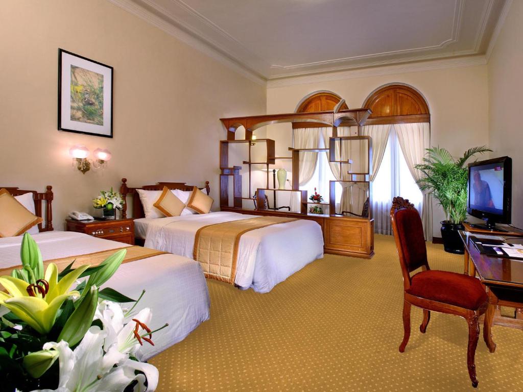 Hotel Continental SaiGon - Cổ điển kiểu Pháp xưa
