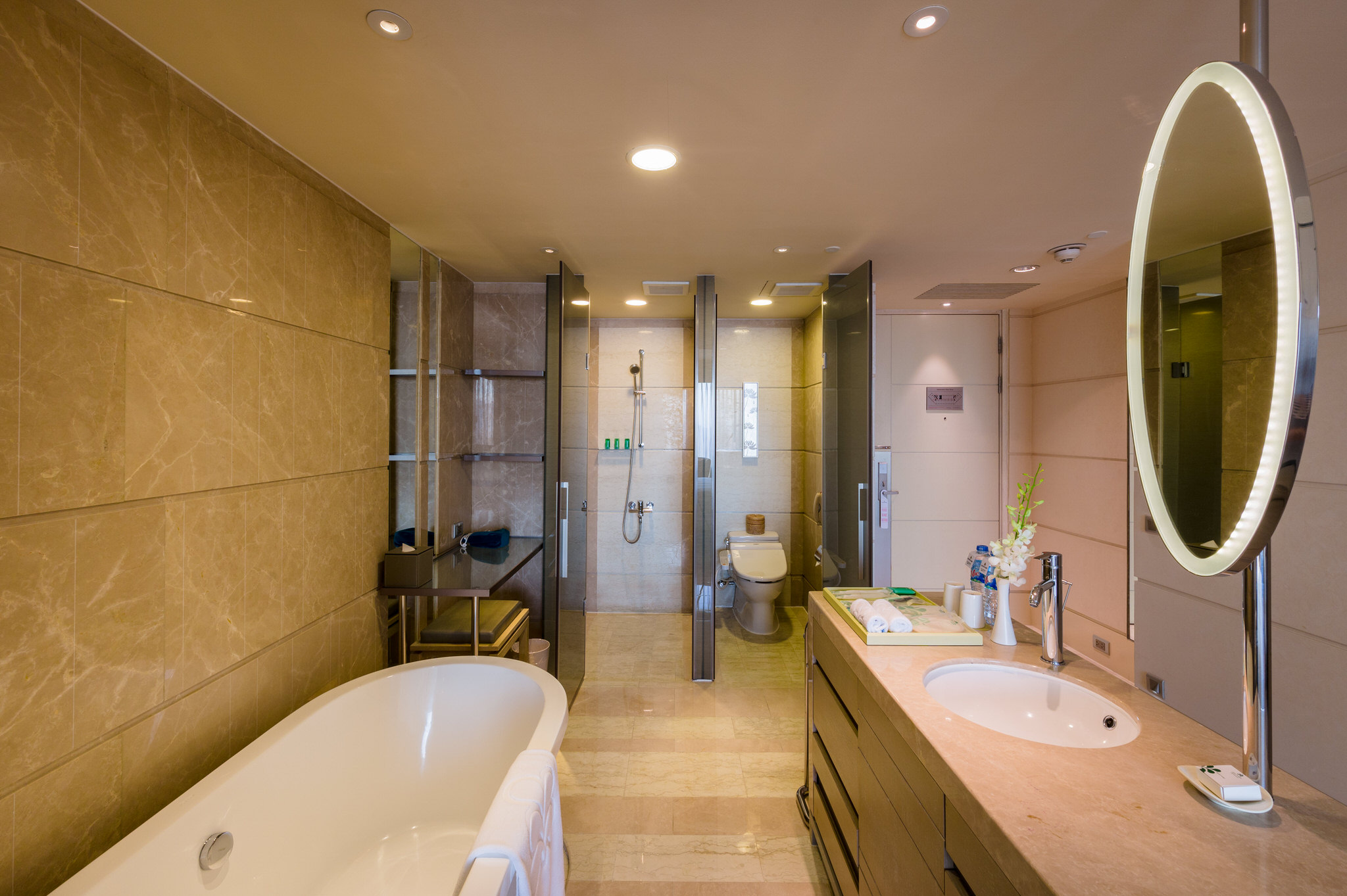 hotel nikko saigon