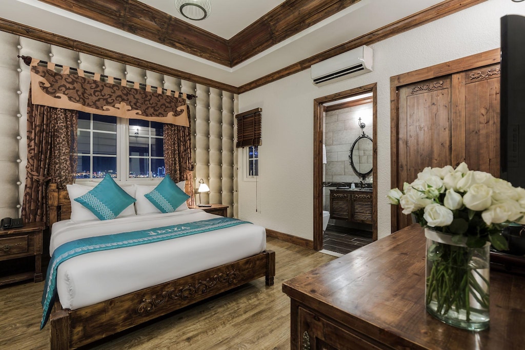 Ibiza Riverfront Hotel - Không gian tiện nghi bên sông Hàn