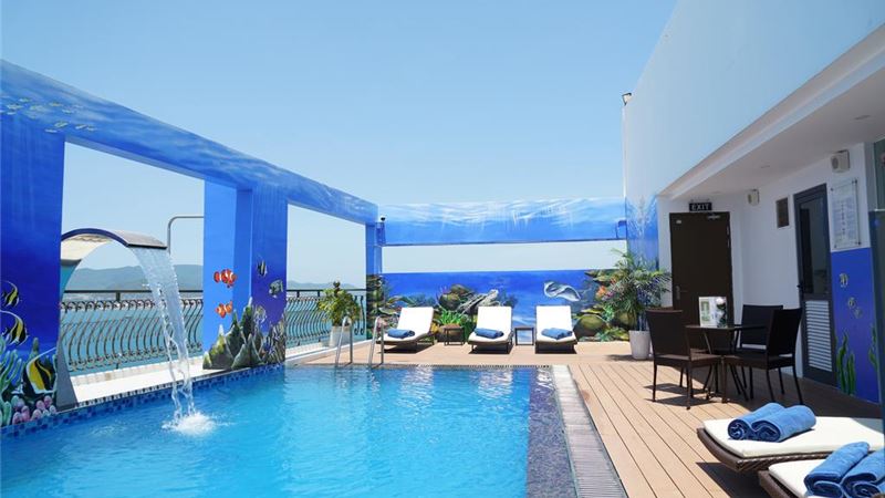 Hồ bơi tại Imperial Nha Trang