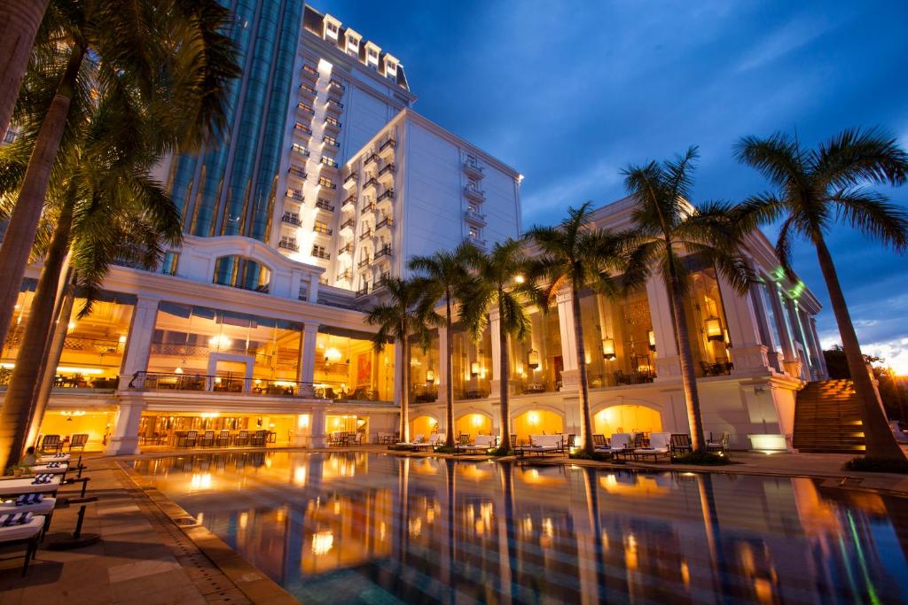 Indochine Palace Hue: nét kiêu sa giữa lòng phố Huế