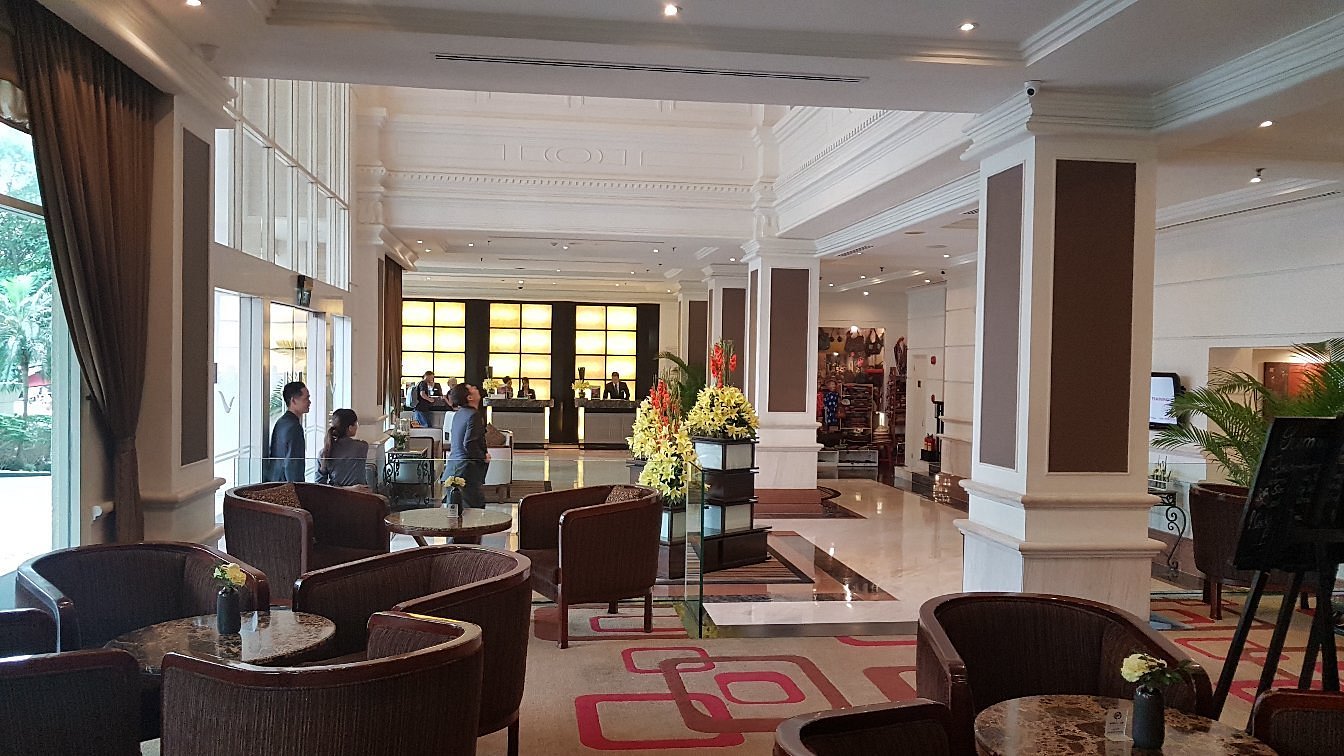 Khách sạn Movenpick Hà Nội