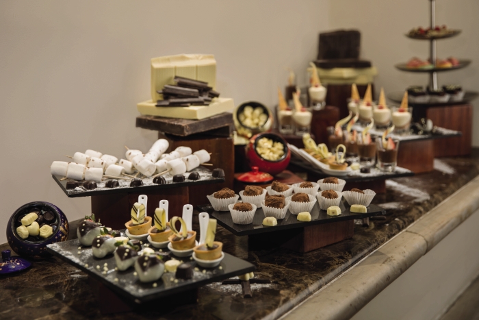 Các dịch vụ và tiện ích nổi bật tại Khách sạn Movenpick Hà Nội
