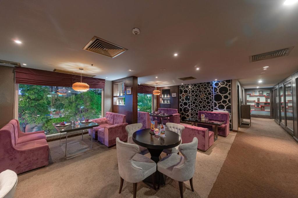 Một số dịch vụ nổi bật tại khách sạn Palace Sài Gòn