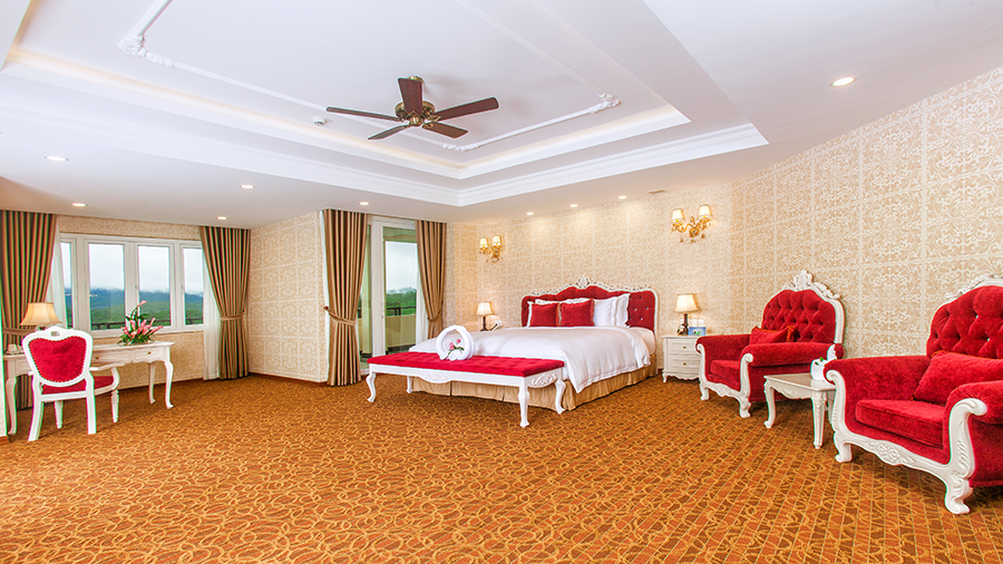 ladalat hotel
