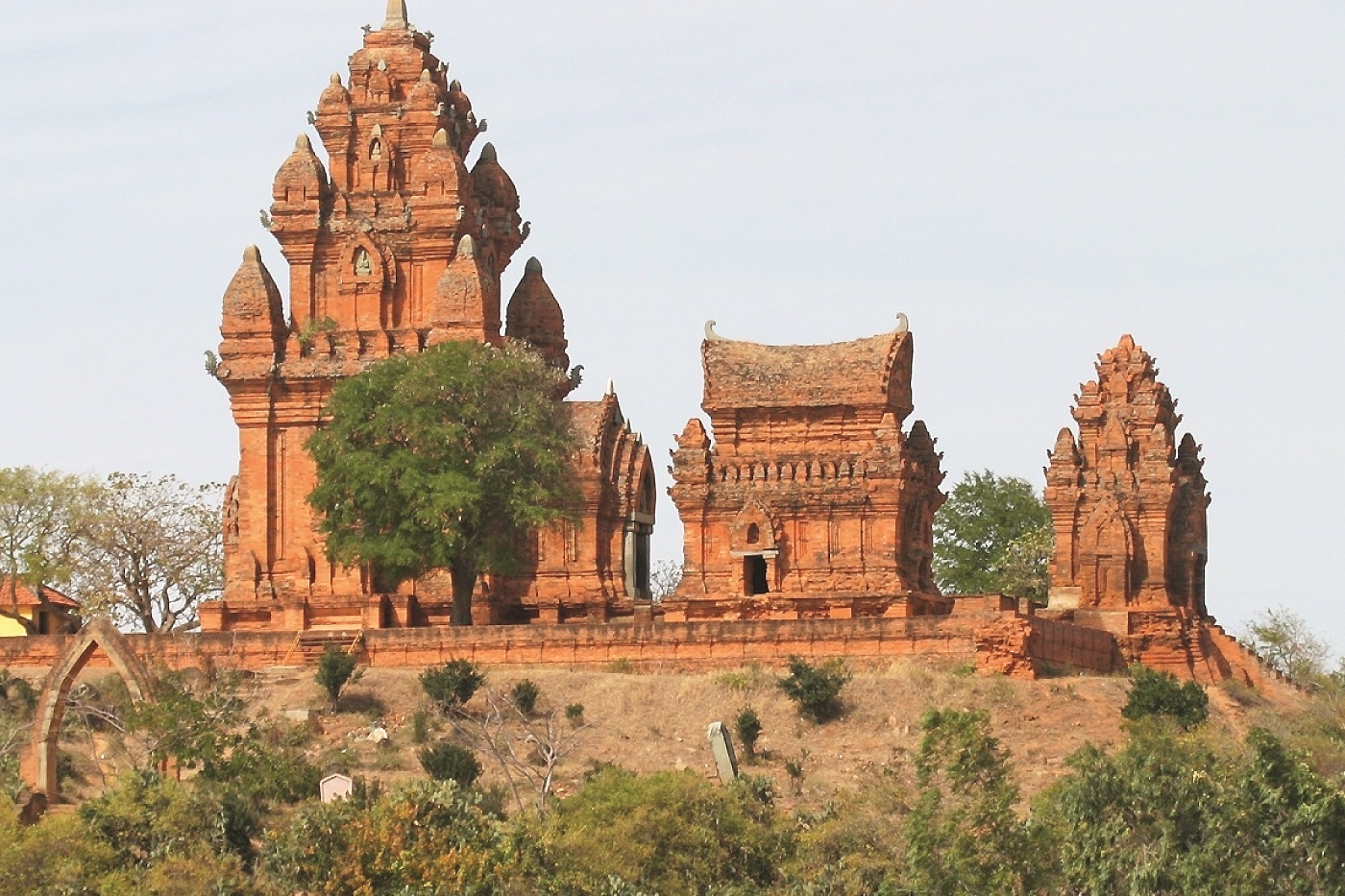 tới lotus village resort