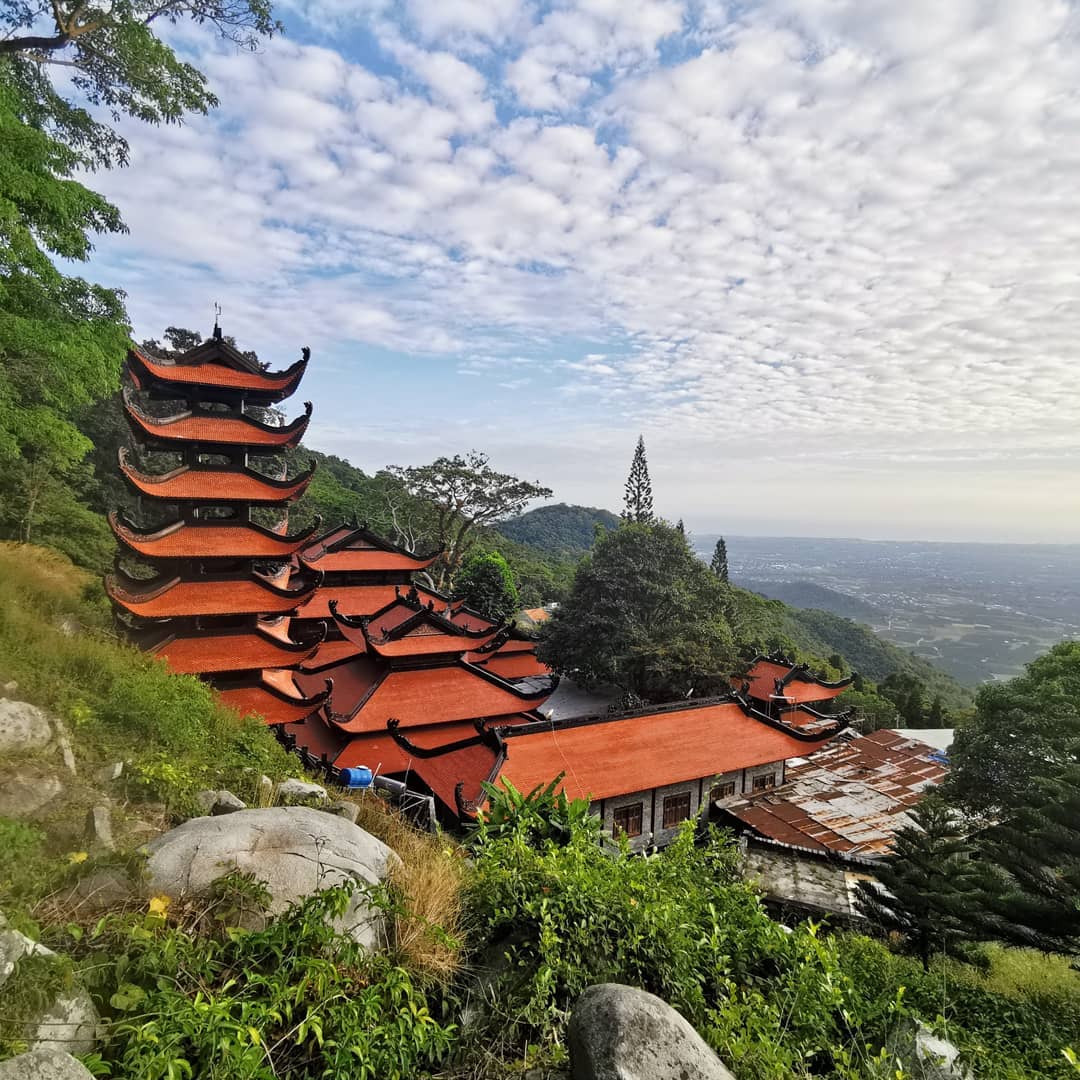 Núi Tà Cú gần Meraki Oasis Hotel